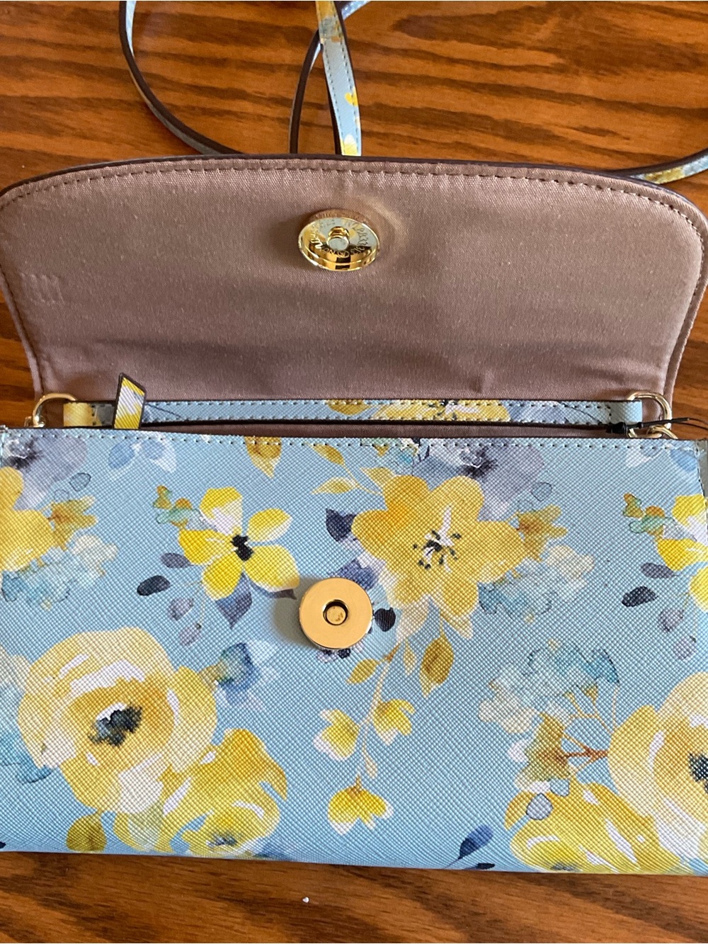 NWT Nanette Lepore Blue/Yellow Floral Crossbody Wallet, Gold Tone Hardware - Picture 3 of 7